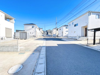 【前面道路含む現地写真】 | 四街道市小名木　中古戸建　四街道駅