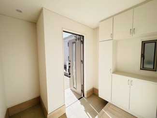 【玄関】 | 四街道市小名木　中古戸建　四街道駅