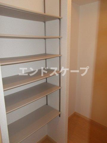 グレイスタウンＣの収納|高崎、前橋のお部屋探しはエンドスケープまで！お客様の理想お聞かせ下さい♪