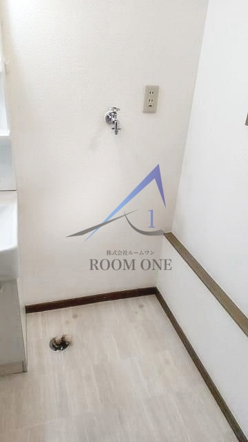 Ｙ・Ｋ小石川の設備|洗濯機置き場です。