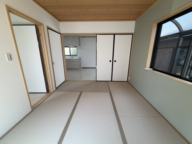 水口町本町2丁目　リフォーム済物件の和室
