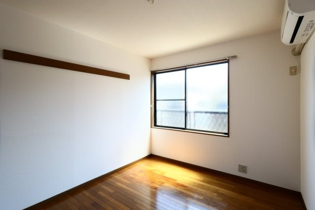 ＯＺ壱番街の洋室