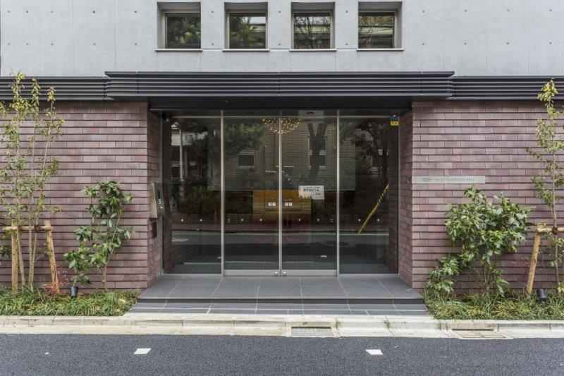 プラウドフラット中落合のエントランス