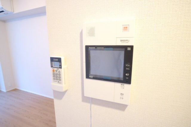 プラウドフラット中落合のセキュリティ|モニターホン※参考写真