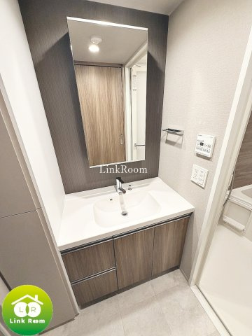 ウエリスアーバン住吉WESTの独立洗面台