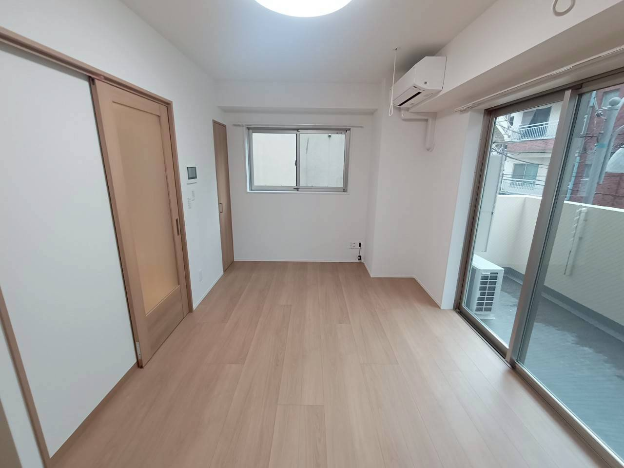 【居間・リビング】