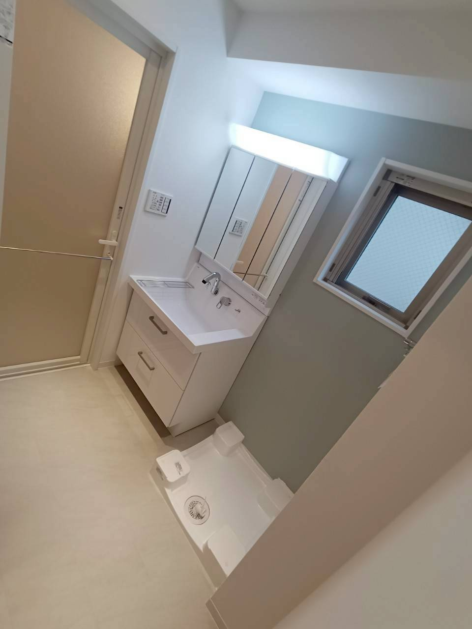 【洗面所】