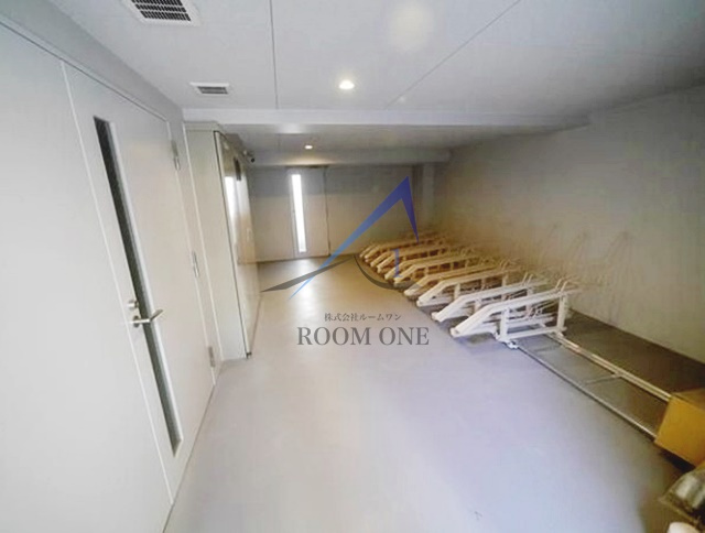 ラフィスタ川崎Ⅲ(ﾗﾌｨｽﾀｶﾜｻｷｽﾘｰ)のその他共用部分|駐輪場です。