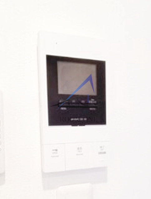 ラフィスタ川崎Ⅲ(ﾗﾌｨｽﾀｶﾜｻｷｽﾘｰ)のセキュリティ|モニター付きインターホンです。