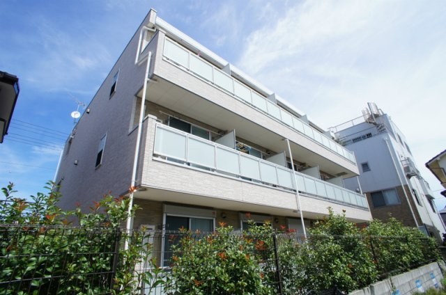 リブリ・ニューフィールド