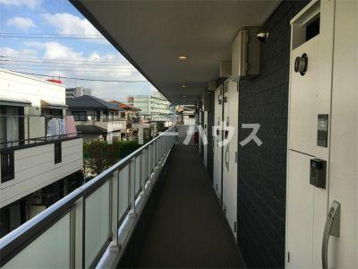 リブリ・検見川町のバルコニー