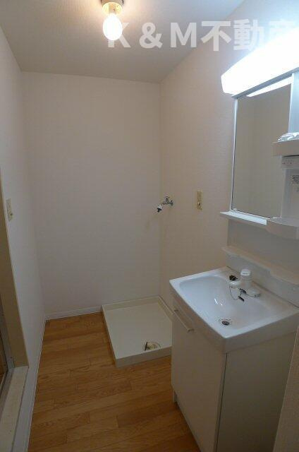 ラプラスＫの洗面所|広い洗面スペース