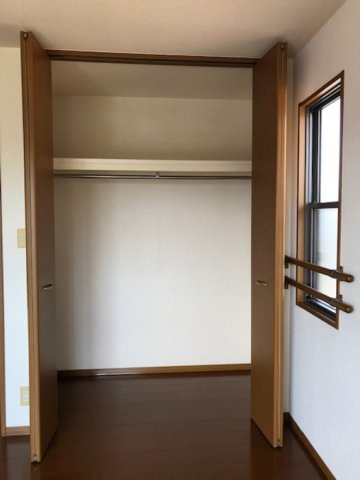 リビングタウン小森野 参番館 A棟の収納|収納スペース豊富です☆