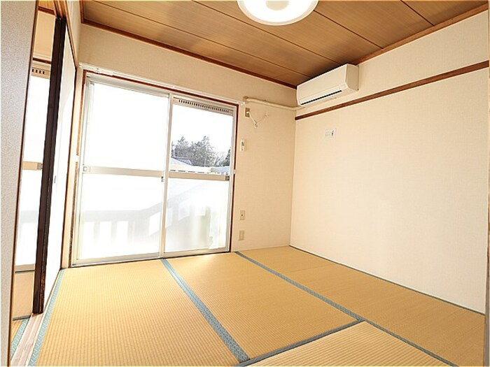 コーポ冨田　Ⅰの和室|和室があると落ち着いた雰囲気になりますね