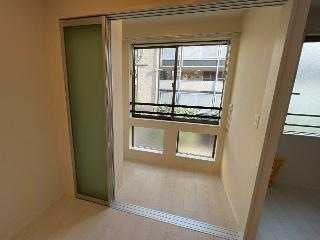 プルトワのバルコニー