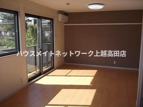 シャルマン大潟の居間・リビング|ＬＤＫ