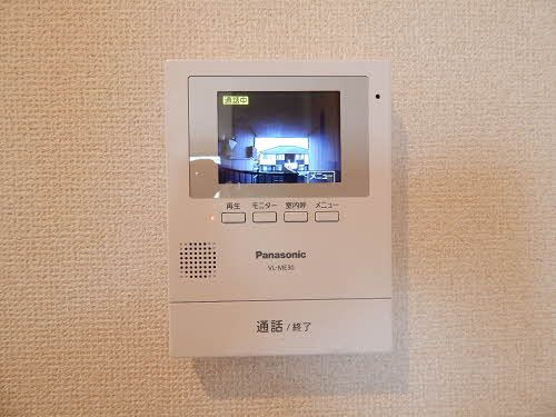 アンビシヨン A棟のセキュリティ|TVモニター付きで安心です☆