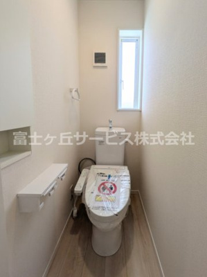 【トイレ】 | 富士市入山瀬 9期 新築一戸建て 1号棟 | ２階のトイレです