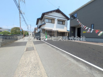 【前面道路含む現地写真】 | 富士市入山瀬 9期 新築一戸建て 1号棟 | 前面道路含む現地写真です