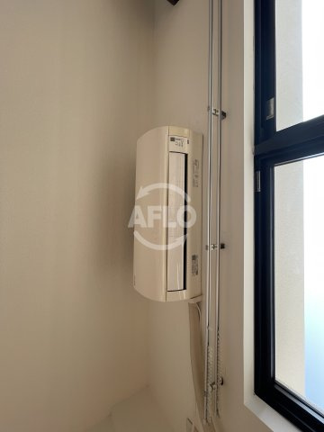 グラスホッパーの設備|グラスホッパー　エアコン