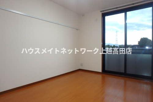 ラフィードの内装|洋室6.7帖