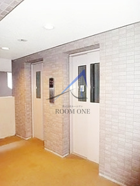 カーサ大井町のその他共用部分|エレベーターです。