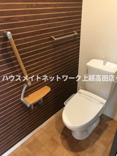 ラ シェリールのトイレ|温水洗浄暖房便座
