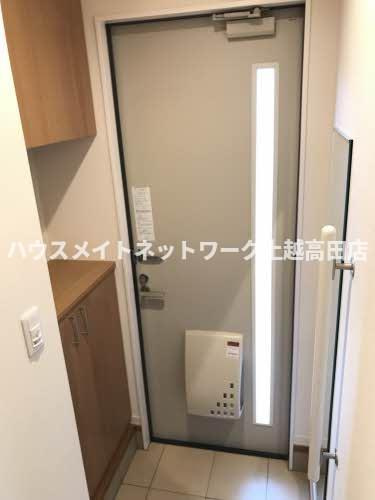 ラ シェリールの玄関|玄関
