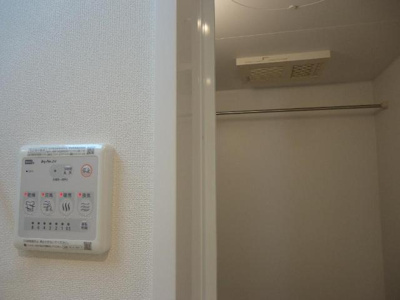 【その他】 | イル・クオーレA | 浴室乾燥機