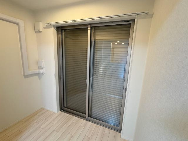 （仮称）千葉市中央区大森町新築アパートの収納|シャッター（イメージ）