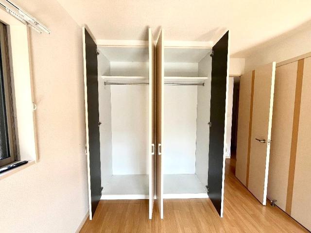 スカイヒルズ光　朝日の収納|クローゼット