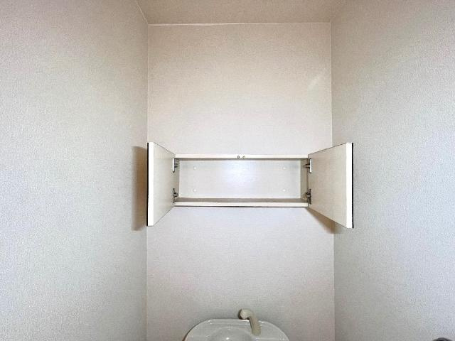 スカイヒルズ光　朝日の収納|トイレ収納