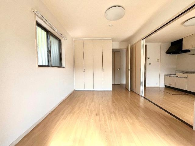 スカイヒルズ光　朝日の内装|洋室