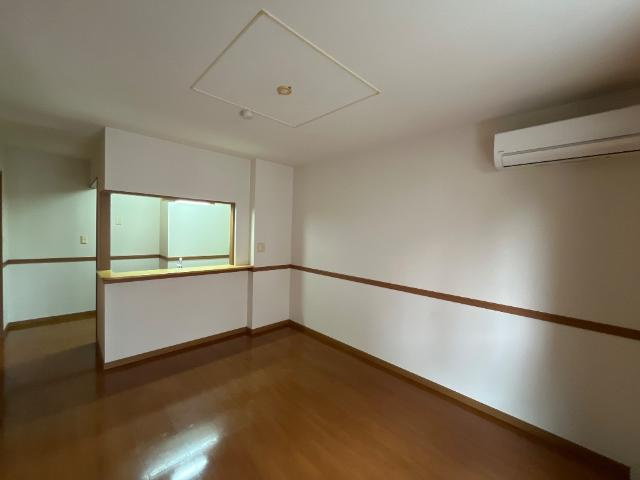 ペティ　ルミナスの居間・リビング|リビング