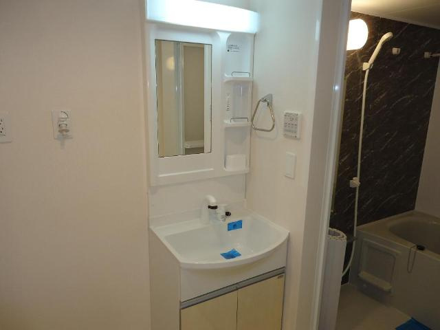 イル・クオーレAの洗面所|洗髪洗面化粧台