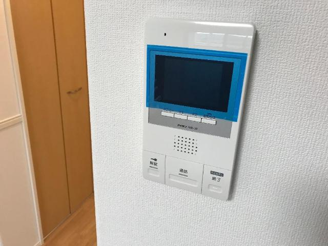 リバレイン東原の内装|カメラ付インターホン
