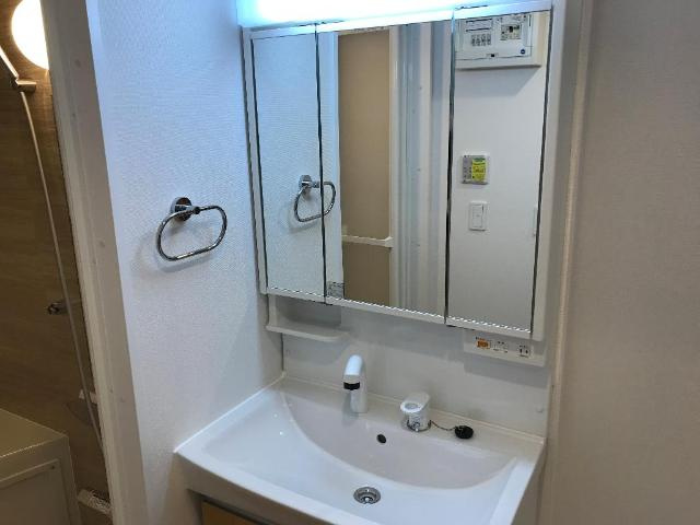 リバレイン東原の洗面所|洗面