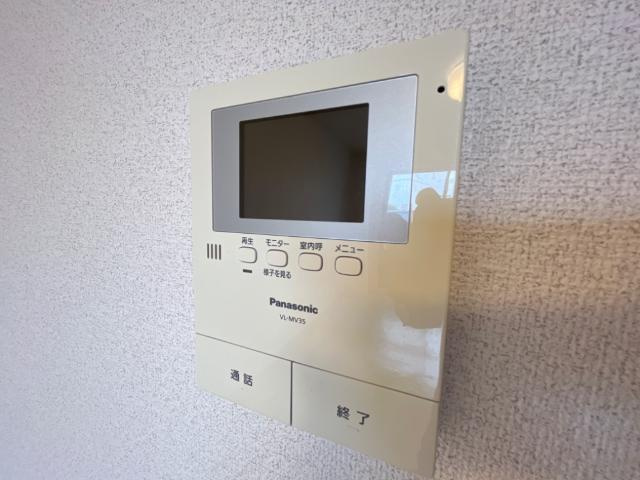 コニーアパートメント．の内装|カメラ付インターホン
