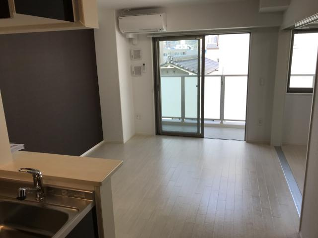 ディベロップ ビルの居間・リビング|リビング