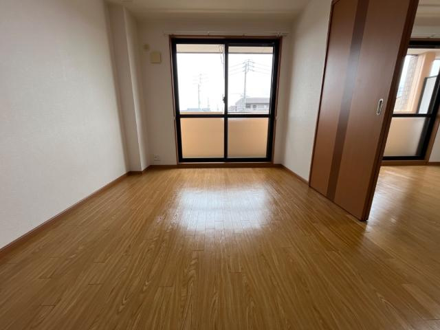アバンサールの内装|洋室（南）