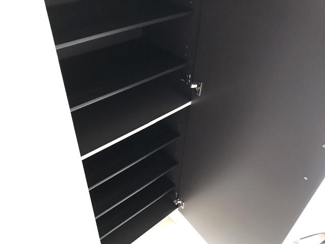 ドルチェ ヴィータの収納|シューズボックス