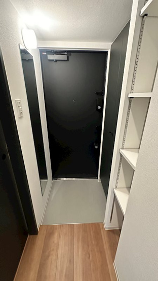 【玄関】 | 新品家具付きマンション新宿11(KaGood東京)