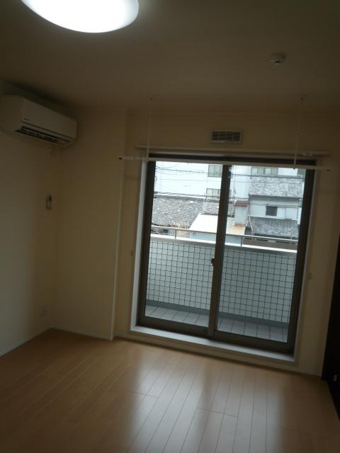 コンテッサ名駅の居間・リビング