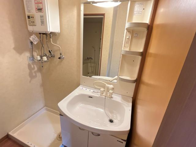 ディアコートの洗面所|洗髪洗面化粧台