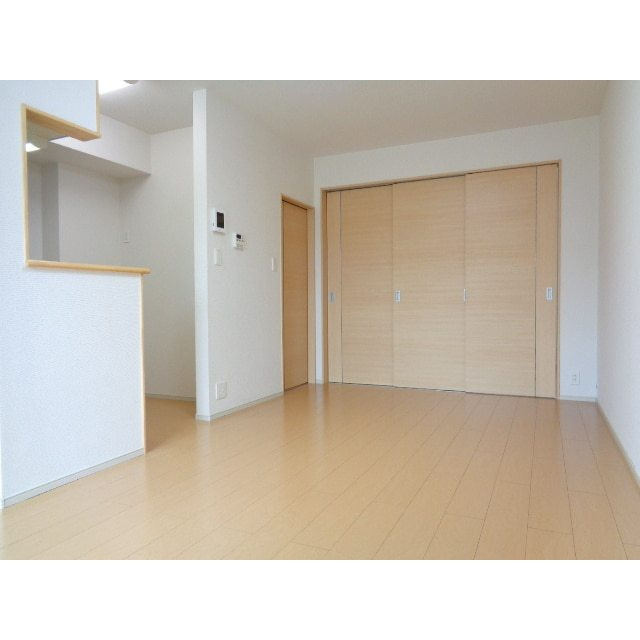 エレガンシアの居間・リビング