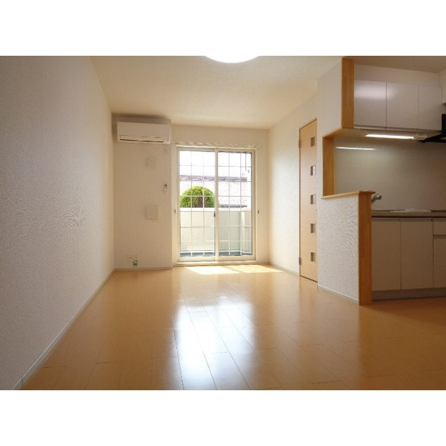 エレガンシアの居間・リビング