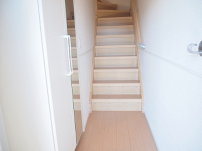 【玄関】 | ソレイユ（田町）