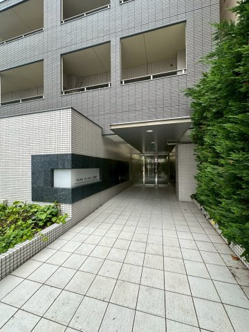 パークプレイス大手門のエントランス