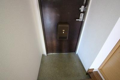 マンションエナジー２の玄関