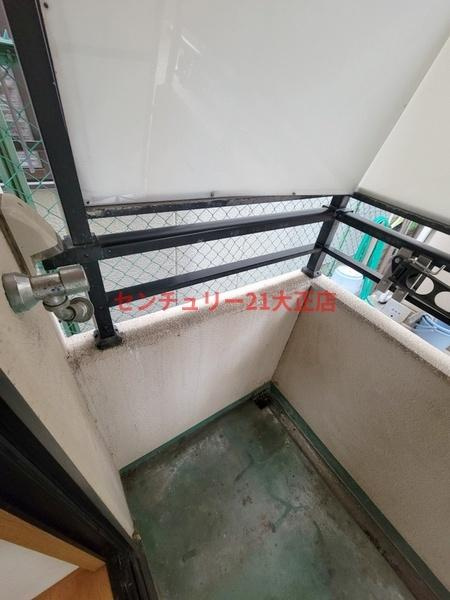 大阪市港区田中２丁目の賃貸マンションのエントランス